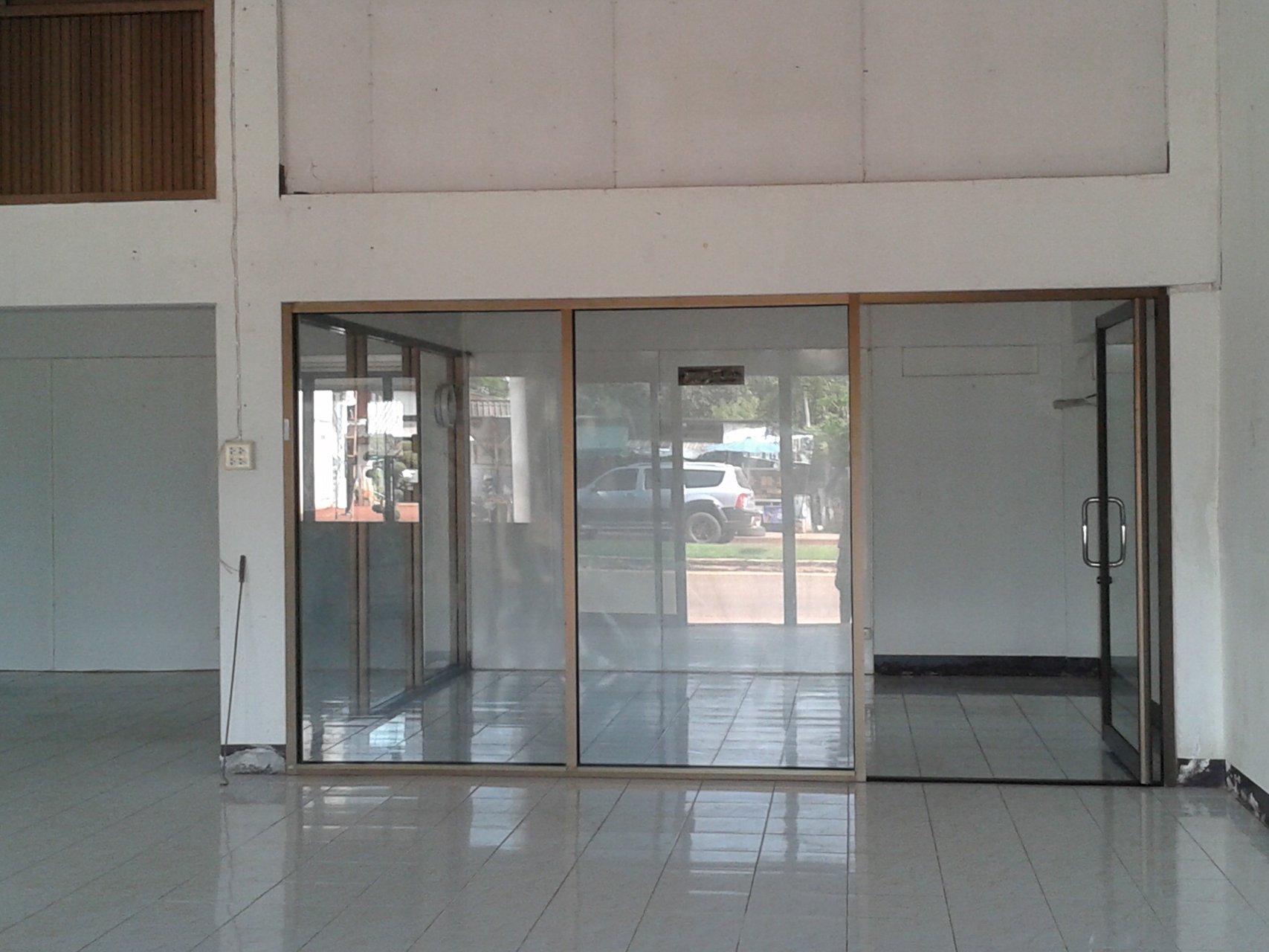 ขายอาคารพาณิชย์2-คูหา-ห้องมุม-ถูกทำเลดี-เมืองสกลนคร