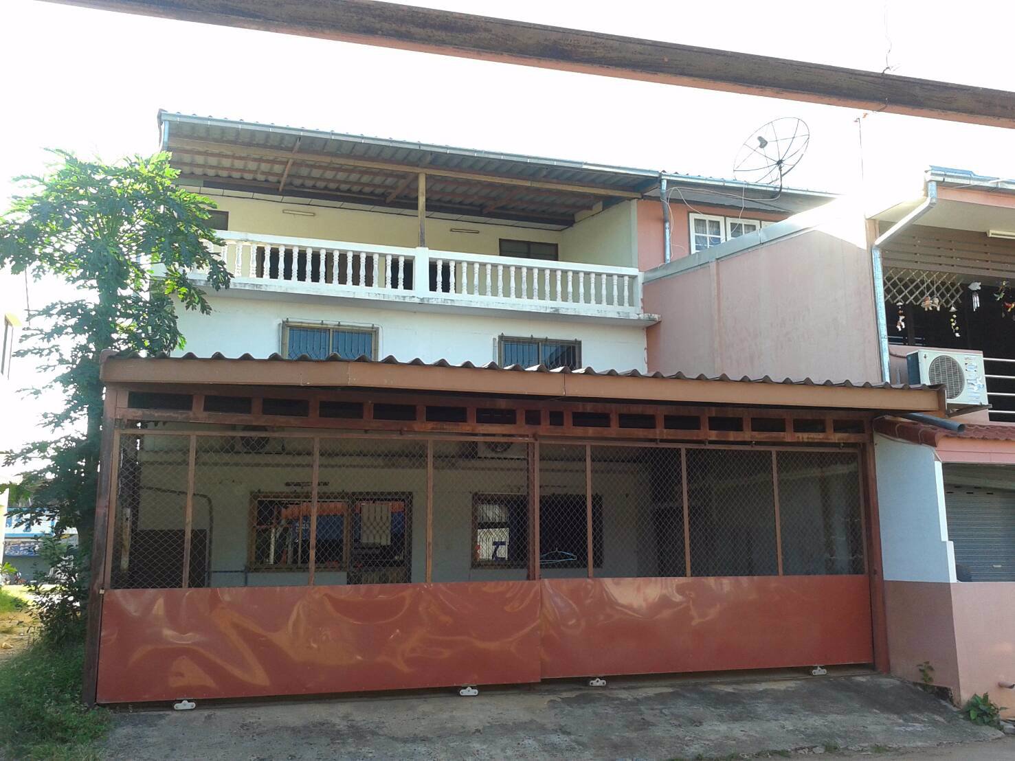 ขายอาคารพาณิชย์2-คูหา-ห้องมุม-ถูกทำเลดี-เมืองสกลนคร