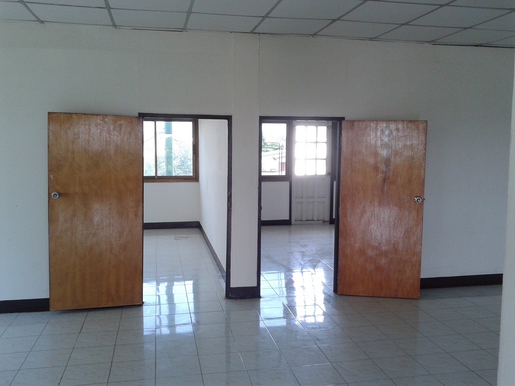 ขายอาคารพาณิชย์2-คูหา-ห้องมุม-ถูกทำเลดี-เมืองสกลนคร