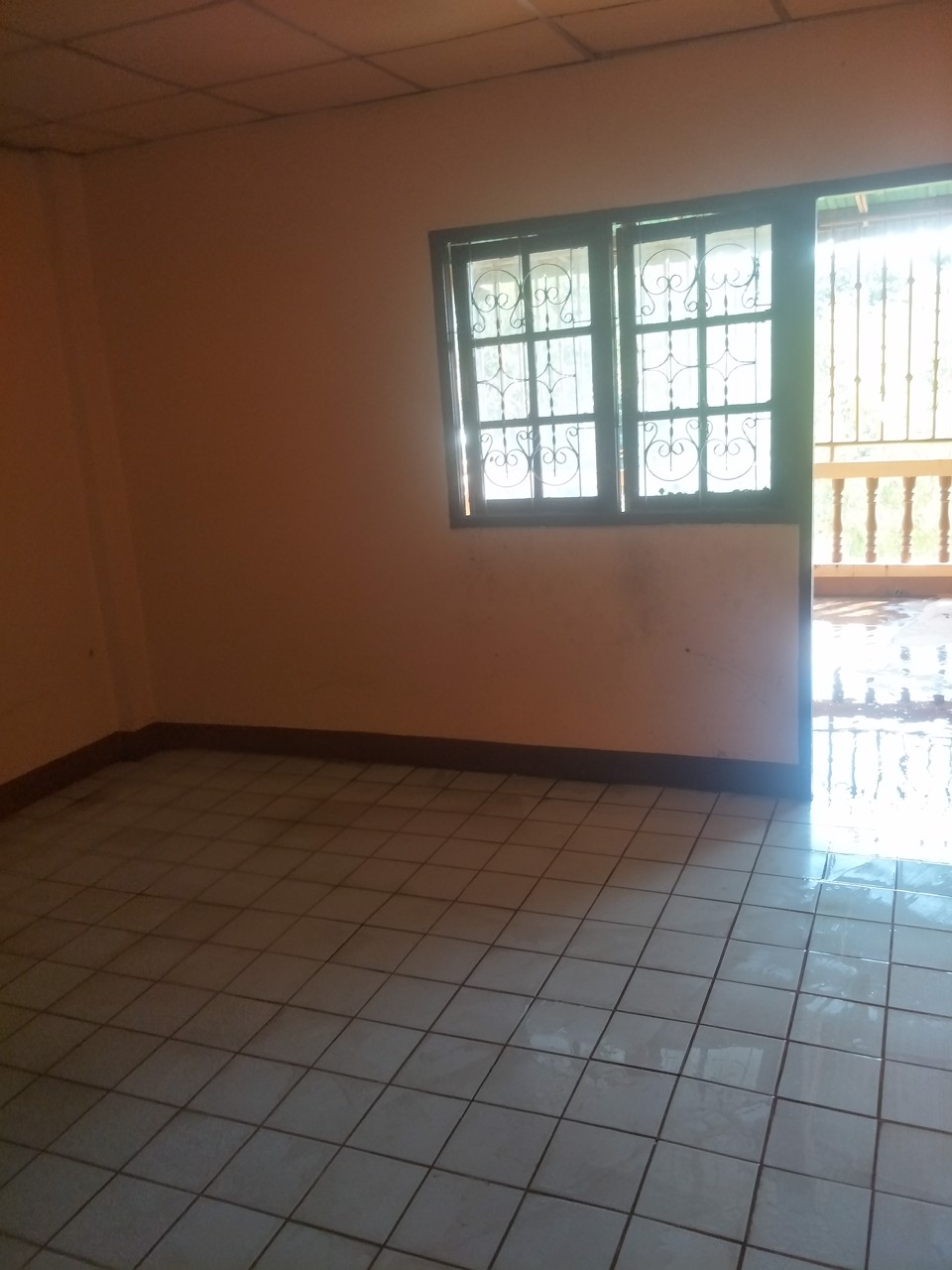 บ้านตึกไม่ถึง-8-แสน-ติดถนนสุขาวดี