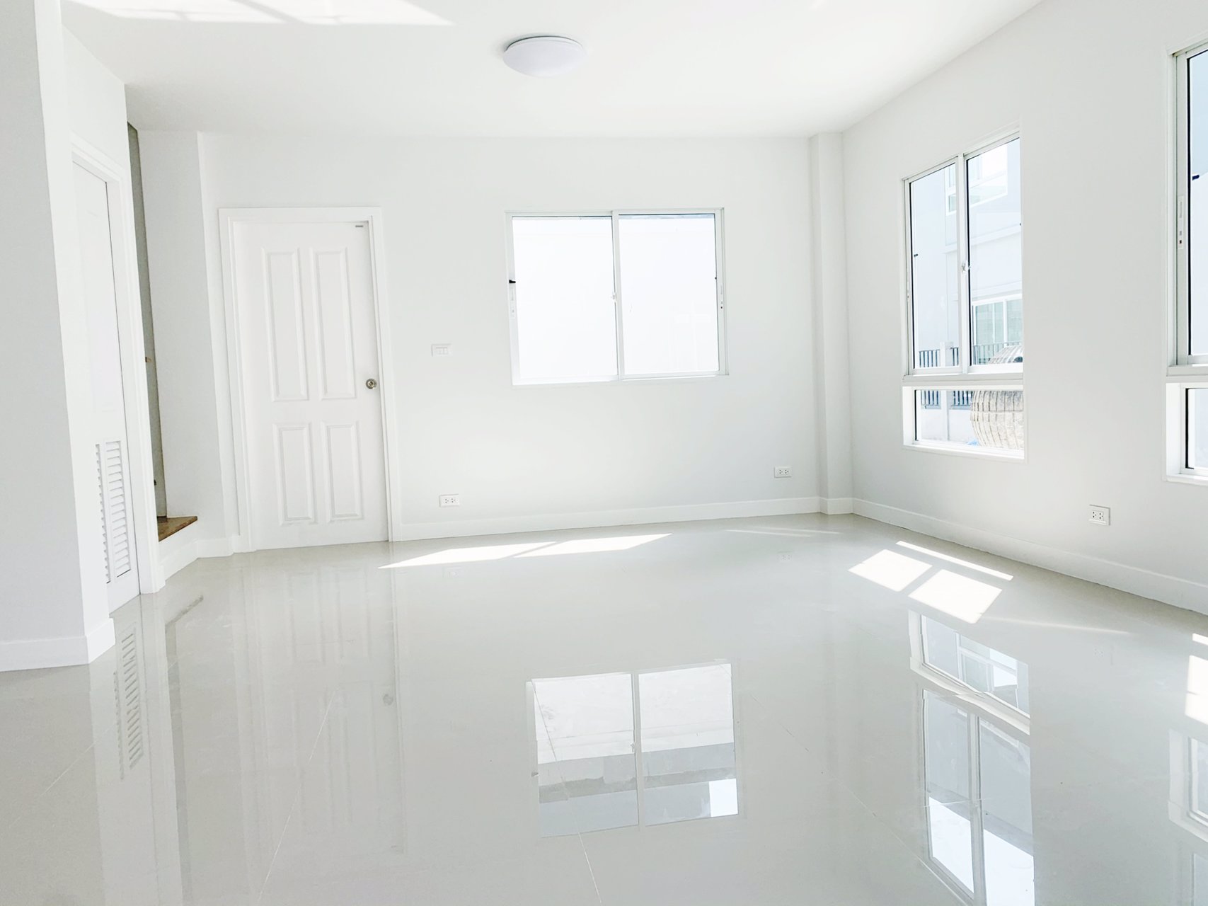 ทาวน์โฮม-หลุดดาวน์-ราชพฤกษ์-รัตนาธิเบศร์-นนทบุรี-หน้ากว้าง-7-เมตร-ที่จอดรถ-2-คัน