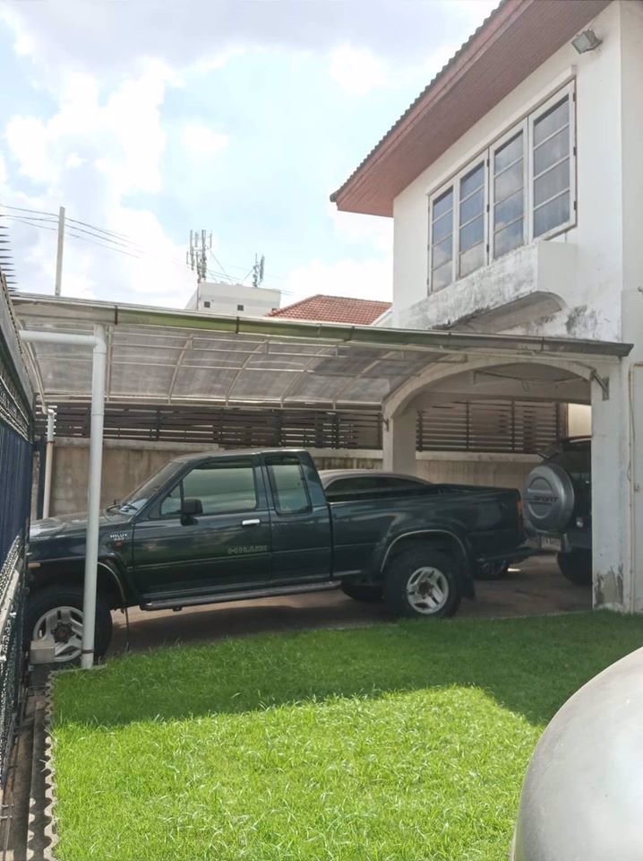 บ้านเดี่ยว-2-ชั้น-72-ตรว-ลาดพร้าว35-5-นอน-5-น้ำ-จอดรถ-4-คัน-ถมสูง-น้ำไม่ท่วม-10-ล้าน-ต่อรองได้