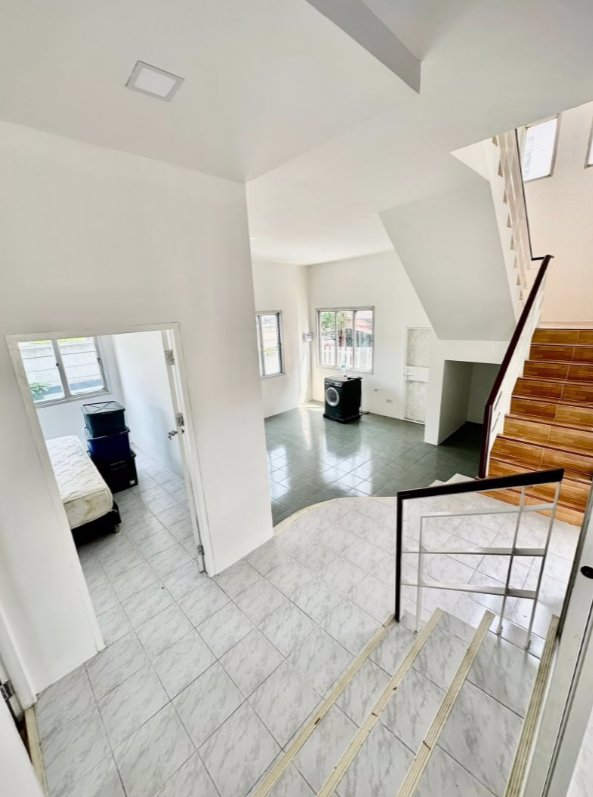 ขายด่วน-หมู่บ้าน-ครีเอทีฟ-ลิฟวิ่ง-คลอง3-รีโนเวท-