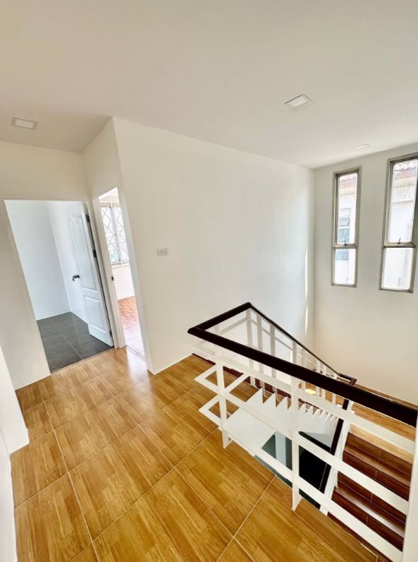 ขายด่วน-หมู่บ้าน-ครีเอทีฟ-ลิฟวิ่ง-คลอง3-รีโนเวท-