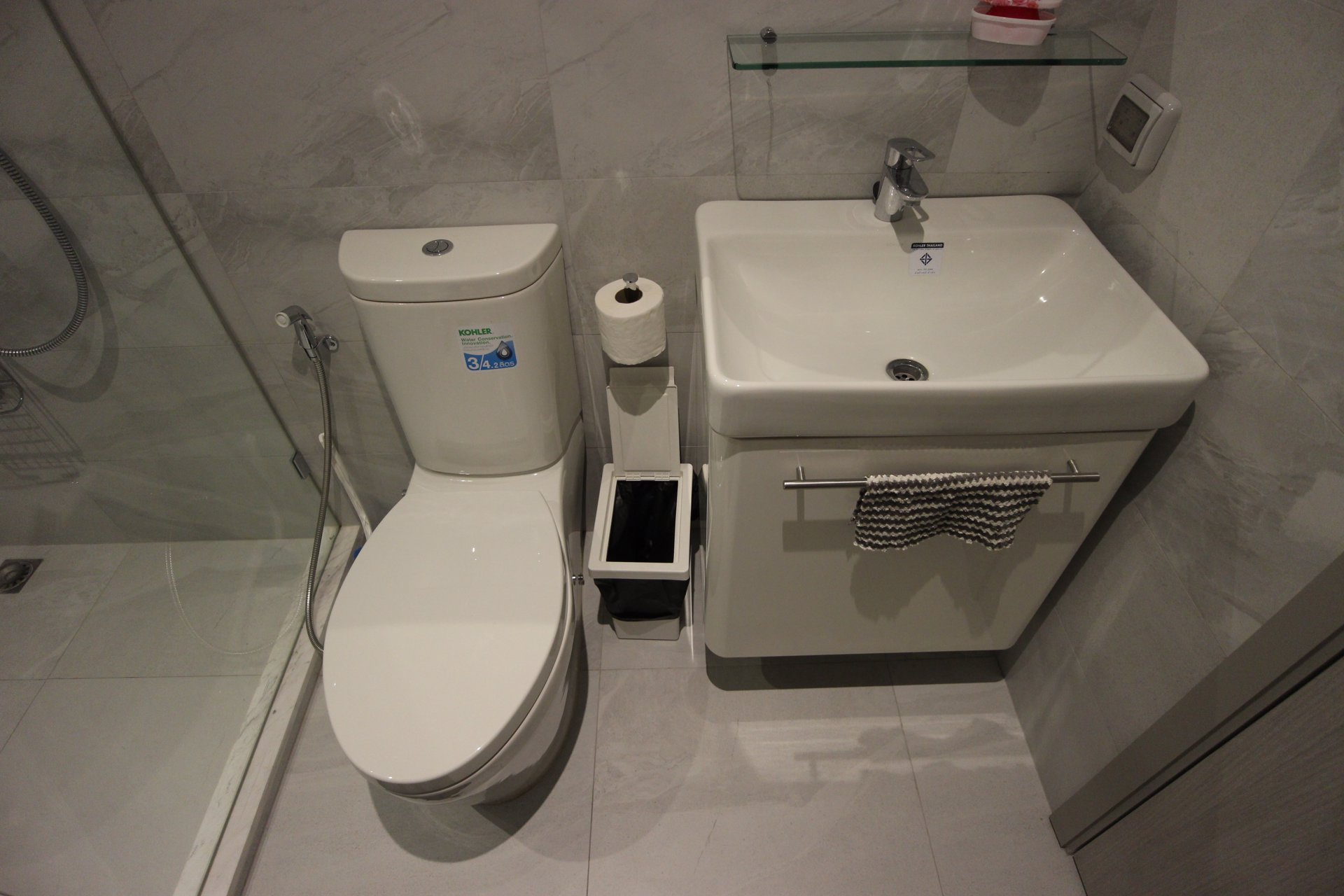 เช่าคอนโด-rhythm-ekkamai-sukhumvit-63-17-floor-ชั้น-17-ราคาพิเศษ