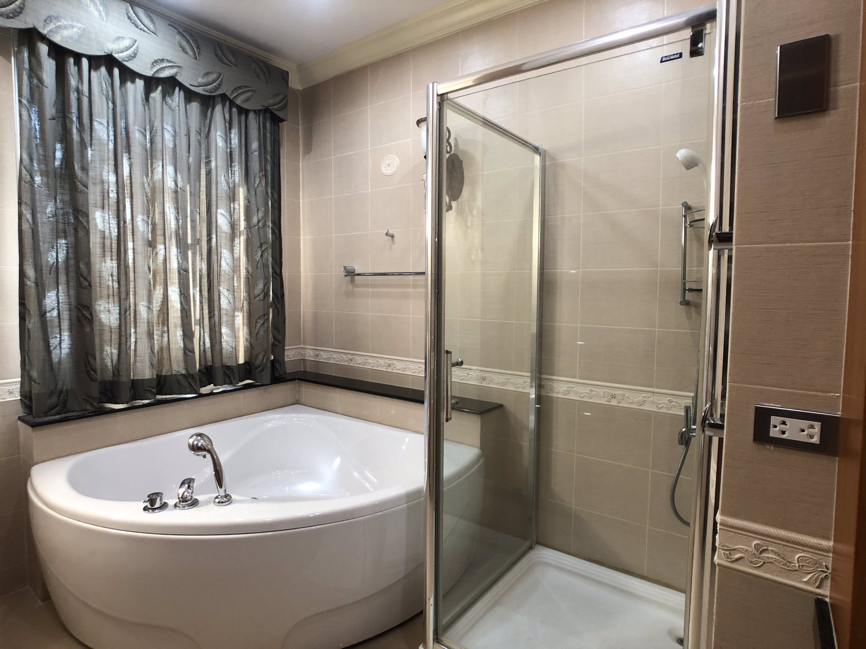 เช่าคอนโด-citi-smart-sukhumvit-18-20-floor-ชั้น-20-ราคาพิเศษ