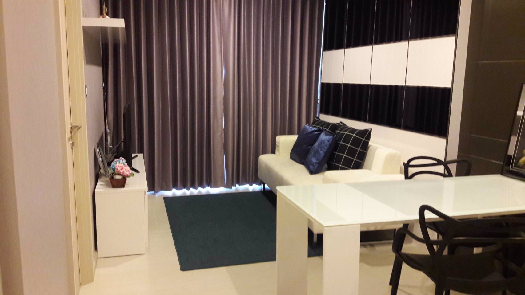 เช่า-rhythm-ekkamai-sukhumvit-42-เฟอร์นิเจอร์ครบชั้น11-1bed-1bath-พร้อมเข้าอยู่-