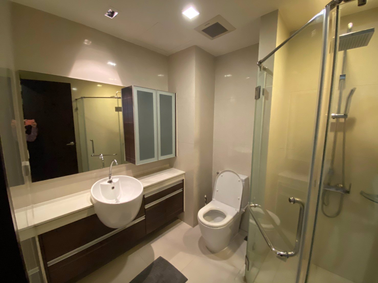 เช่า-sky-walk-condo-เฟอร์นิเจอร์ครบ-ชั้น-22-พร้อมเข้าอยู่-