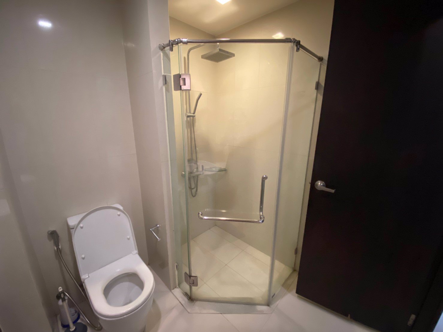 เช่า-sky-walk-condo-เฟอร์นิเจอร์ครบ-ชั้น-22-พร้อมเข้าอยู่-