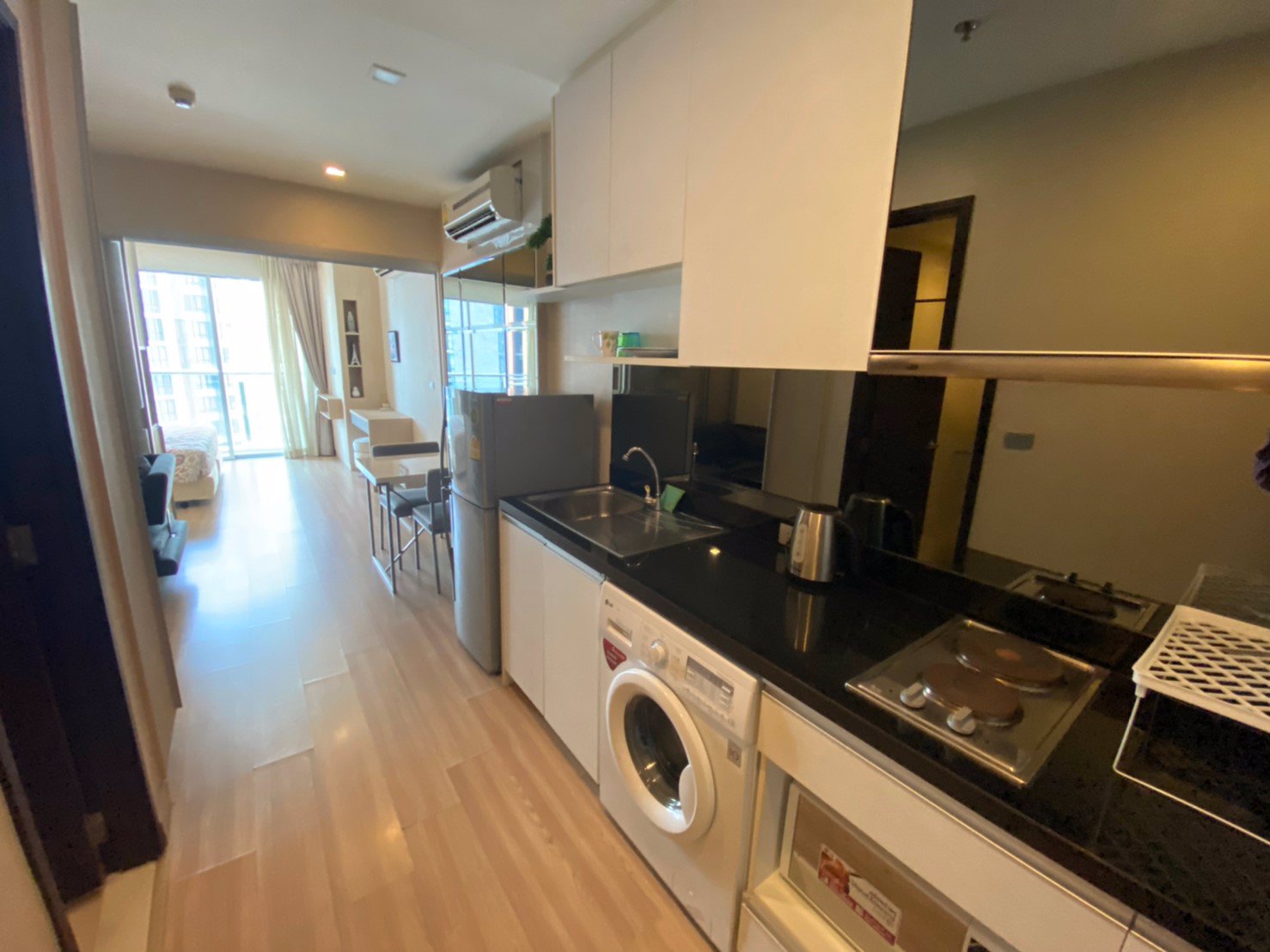 เช่า-sky-walk-condo-เฟอร์นิเจอร์ครบ-ชั้น-22-พร้อมเข้าอยู่-