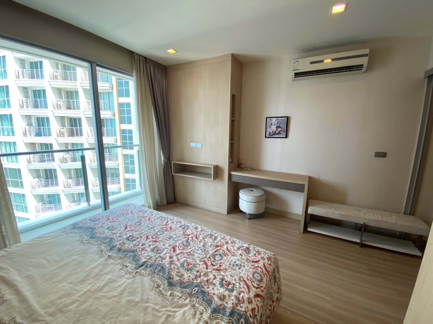 เช่า-sky-walk-condo-เฟอร์นิเจอร์ครบ-ชั้น-22-พร้อมเข้าอยู่-