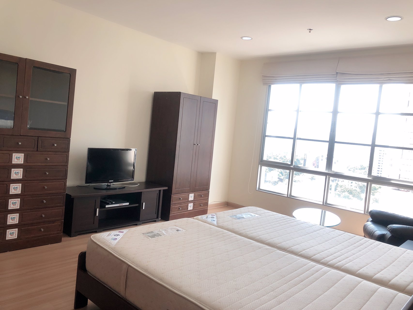 เช่า-citi-smart-sukhumvit-18-เฟอร์นิเจอร์ครบ-ชั้น15-2bed-2bath-พร้อมเข้าอยู่-