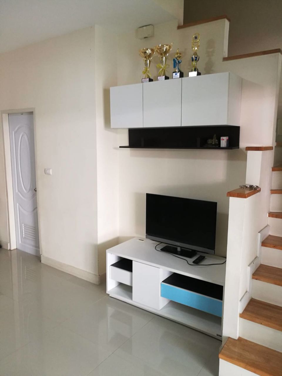 ให้เช่าทาวน์โฮม-2-ชั้น-3-นอน-2-น้ำ-คชฟฟ-เฟอร์ครบ-แต่งสวย-พร้อมอยู่