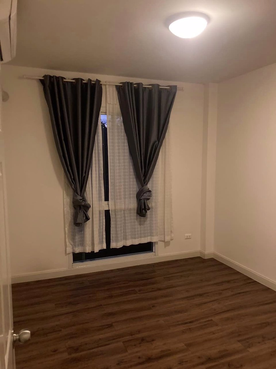 ให้เช่า-บ้านเดี่ยวหลังใหญ่-หมู่บ้าน-วิลล่า-บารานี-รังสิตคลอง3