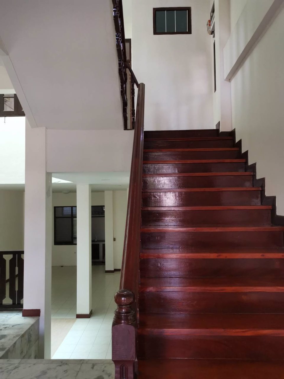 ทาวโฮม-โฮมออฟฟิส-เรโนเวทใหม่-เจริญนคร-40-3-ห้องนอน-35ชั้น