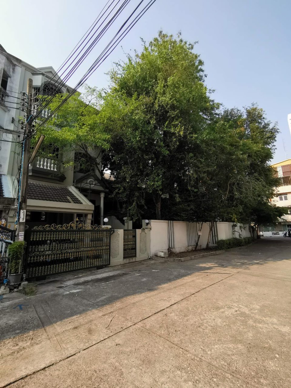 ทาวโฮม-โฮมออฟฟิส-เรโนเวทใหม่-เจริญนคร-40-3-ห้องนอน-35ชั้น