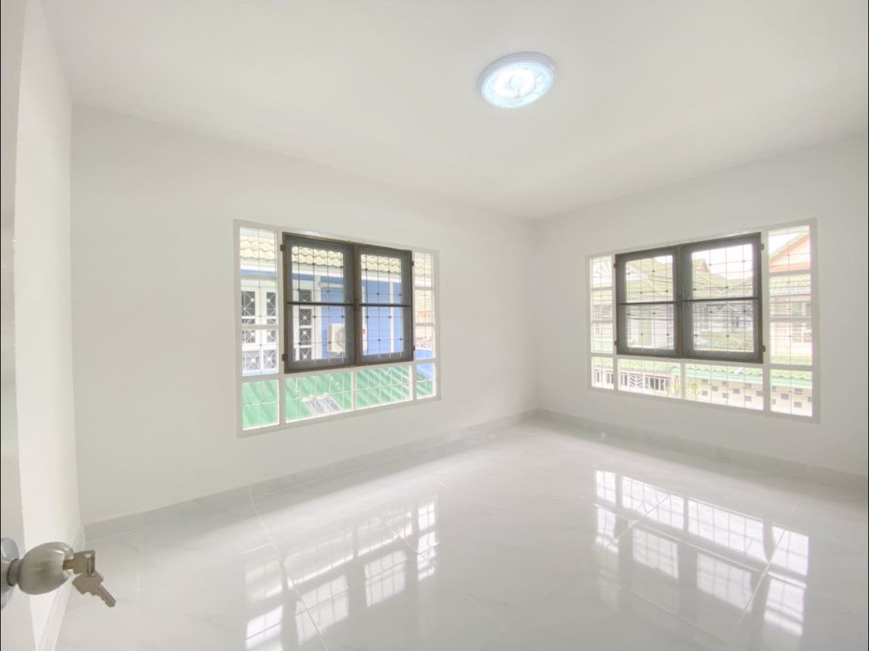 เปิดจองบ้านมือสองรีโนเวทใหม่-พร้อมเข้าอยู่