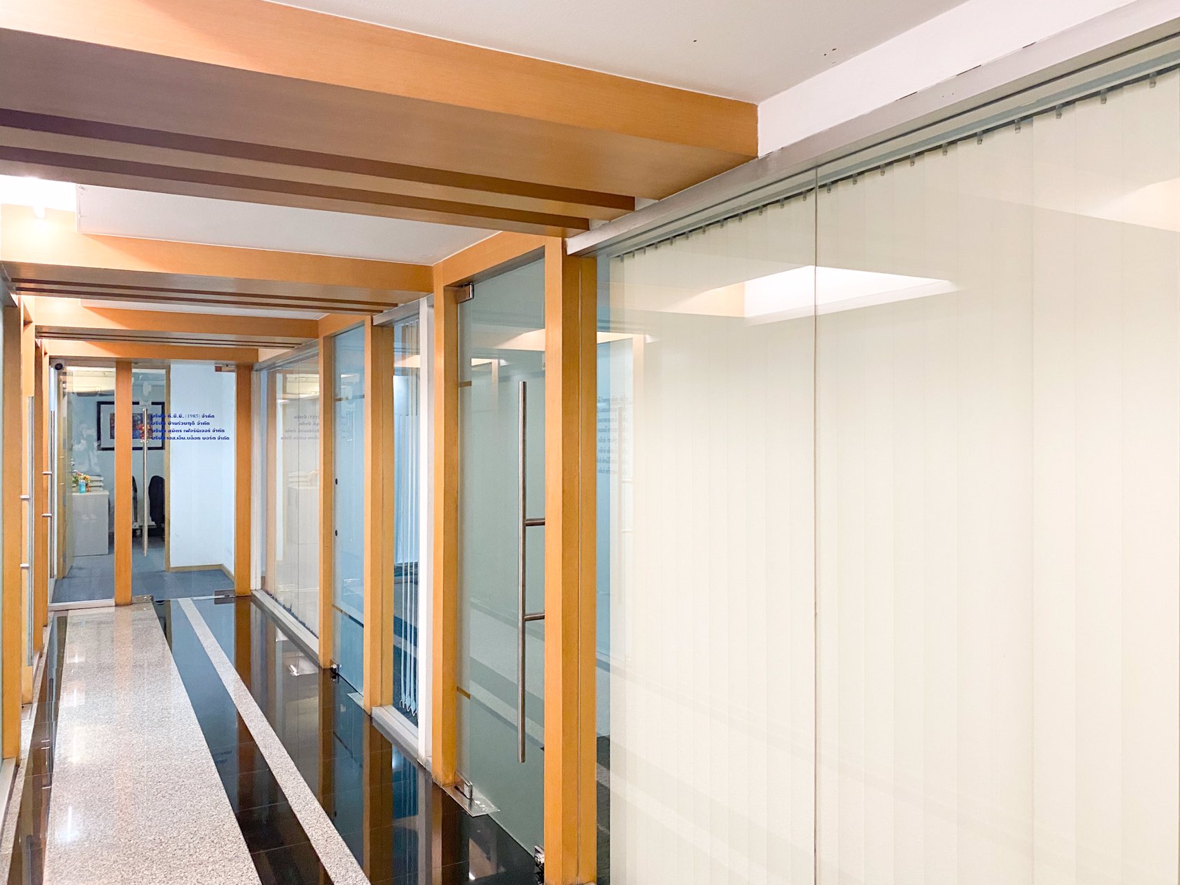 ออฟฟิศขนาดเล็ก-51-ตารางเมตร-ถนนหลังสวน-bts-ชิดลม