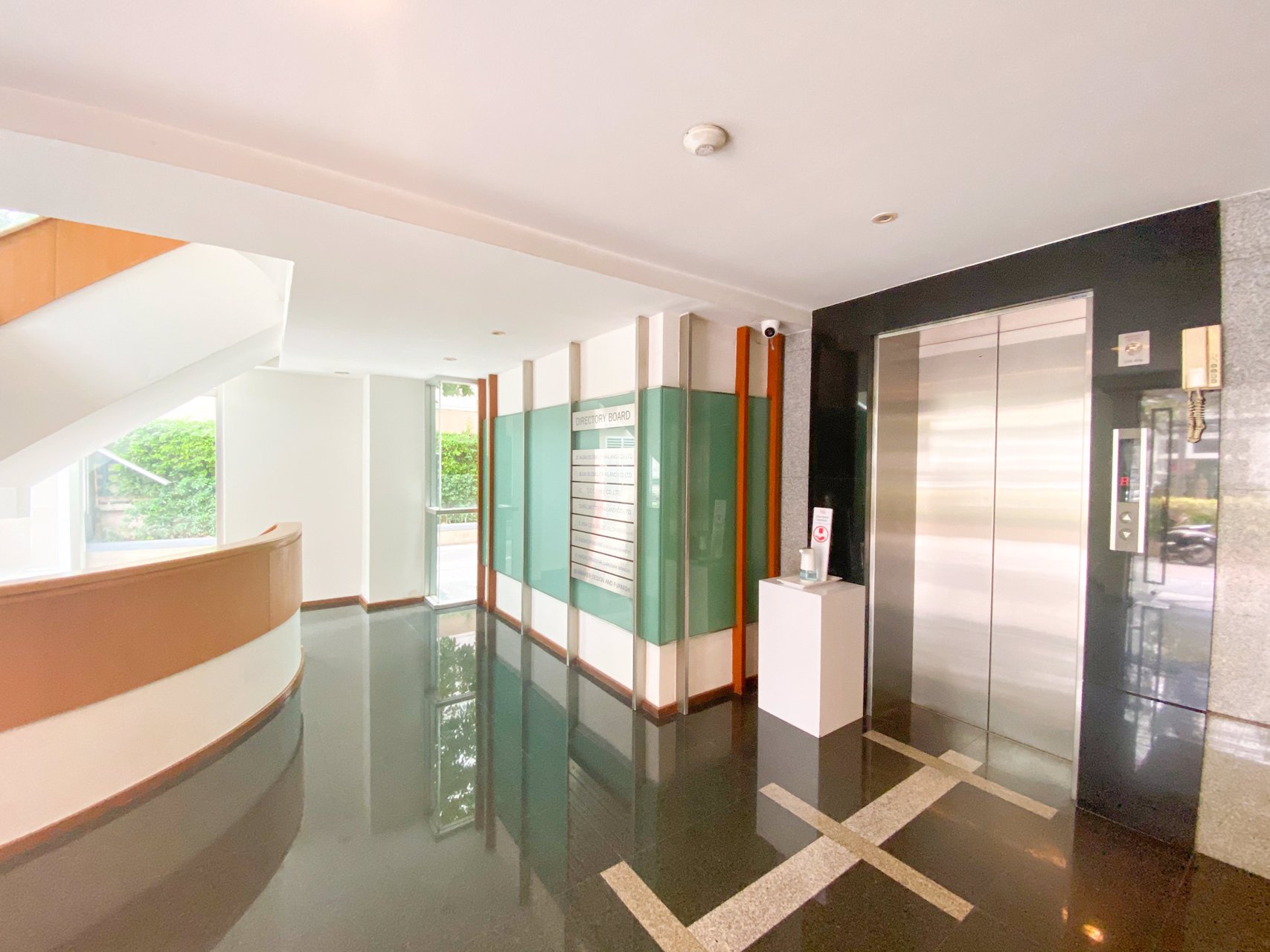 ออฟฟิศขนาดเล็ก-51-ตารางเมตร-ถนนหลังสวน-bts-ชิดลม