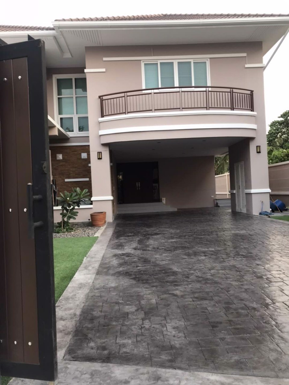 new-golf-course-home-with-stunning-views-of-north-hill-golf-club-resort‼