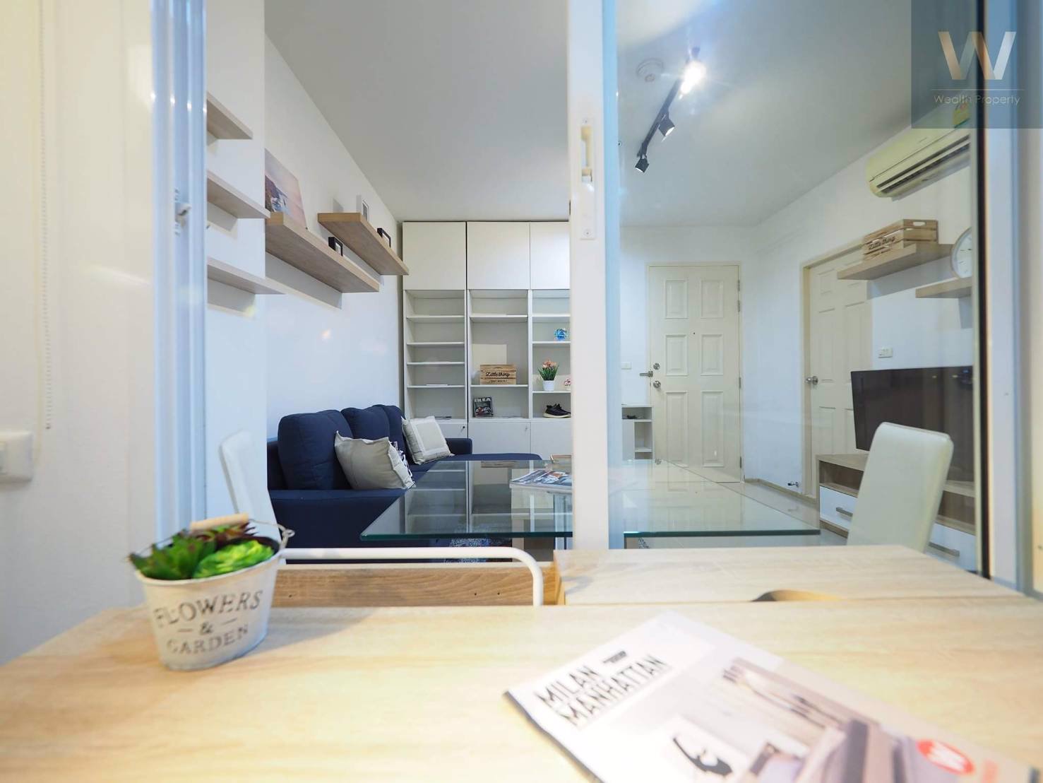 ขายด่วนห้อง-ห้องสภาพนางฟ้าสุดโมเดิร์น-สวย-สุด-สุด-เฟอร์นิเจอร์ใหม่ทั้งห้อ-งขนาด-42-ตารางเมตร