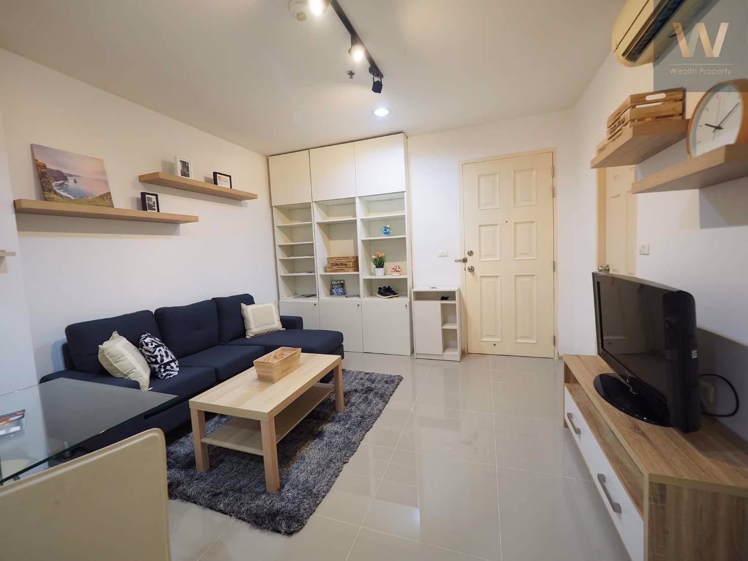 ขายด่วนห้อง-ห้องสภาพนางฟ้าสุดโมเดิร์น-สวย-สุด-สุด-เฟอร์นิเจอร์ใหม่ทั้งห้องขนาด-42-ตารางเมตร