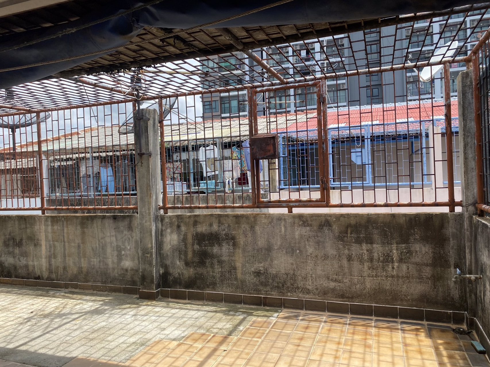 ขายทาวเฮ้าส์-หมู่บ้านนครหลวงวิลเลจ