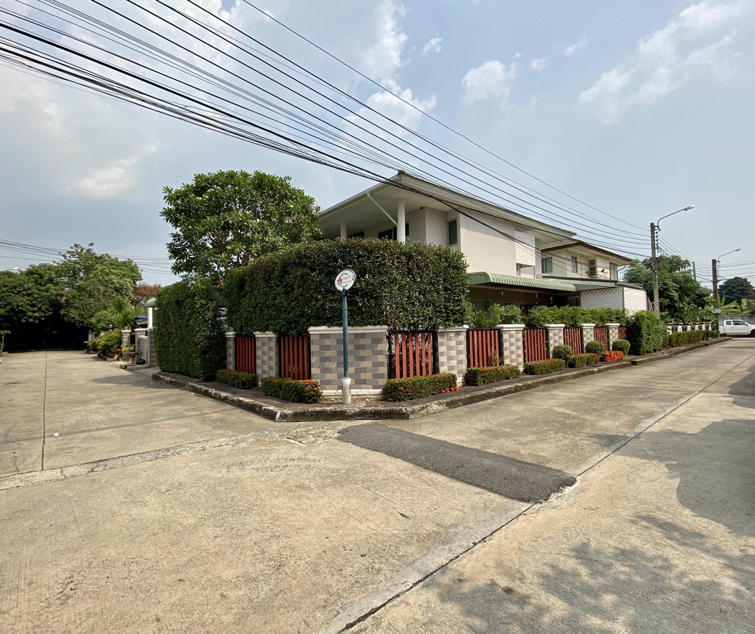 ขายบ้านเดี่ยว-หลังมุม-หมู่บ้านศุภาลัย-ออร์คิด-ปาร์ค-2-ถนนบางแวก-81-เพียง-30-นาทีถึงถนนสาทร