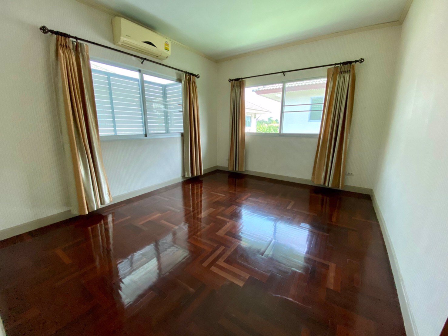 ขายบ้านเดี่ยว-หลังมุม-หมู่บ้านศุภาลัย-ออร์คิด-ปาร์ค-2-ถนนบางแวก-81-เพียง-30-นาทีถึงถนนสาทร