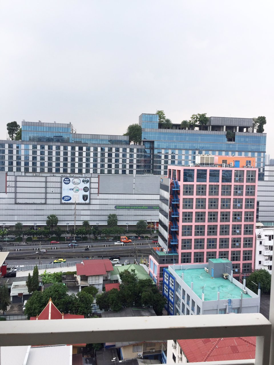 sale-459-ล้าน-คอนโด-41-ตรม-the-room-รัชดา-ลาดพร้าวชั้น14วิวดีตึ-aมี-1-ห้องนอน1ห้องน้ำแต่งใหม่หมด