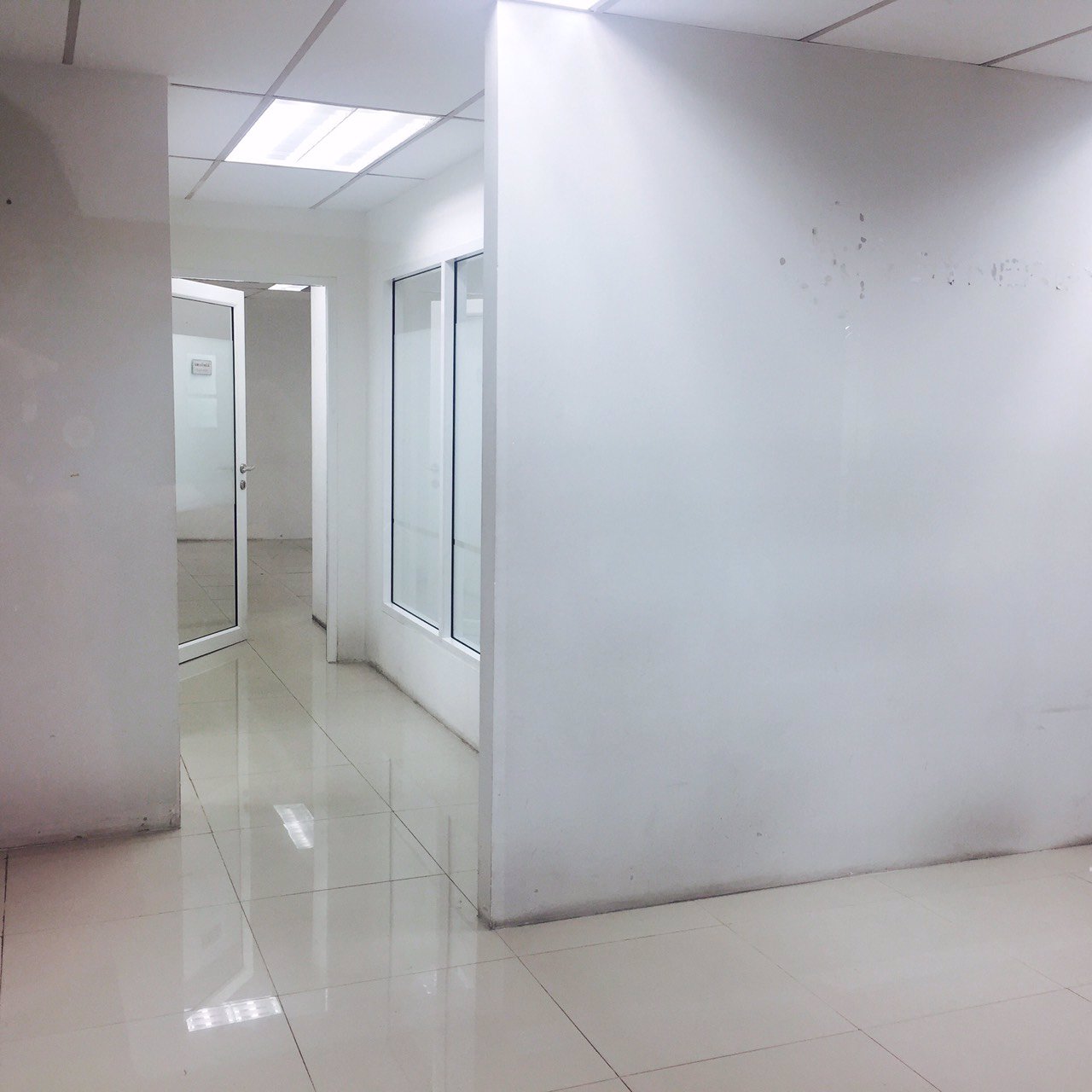 ขาย-เช่า-สำนักงาน-192-ตรม-ถนนรัชดาภิเษก-อาคารอมรพันธุ์-205-ทาวเวอร์2-กรุงเทพฯ