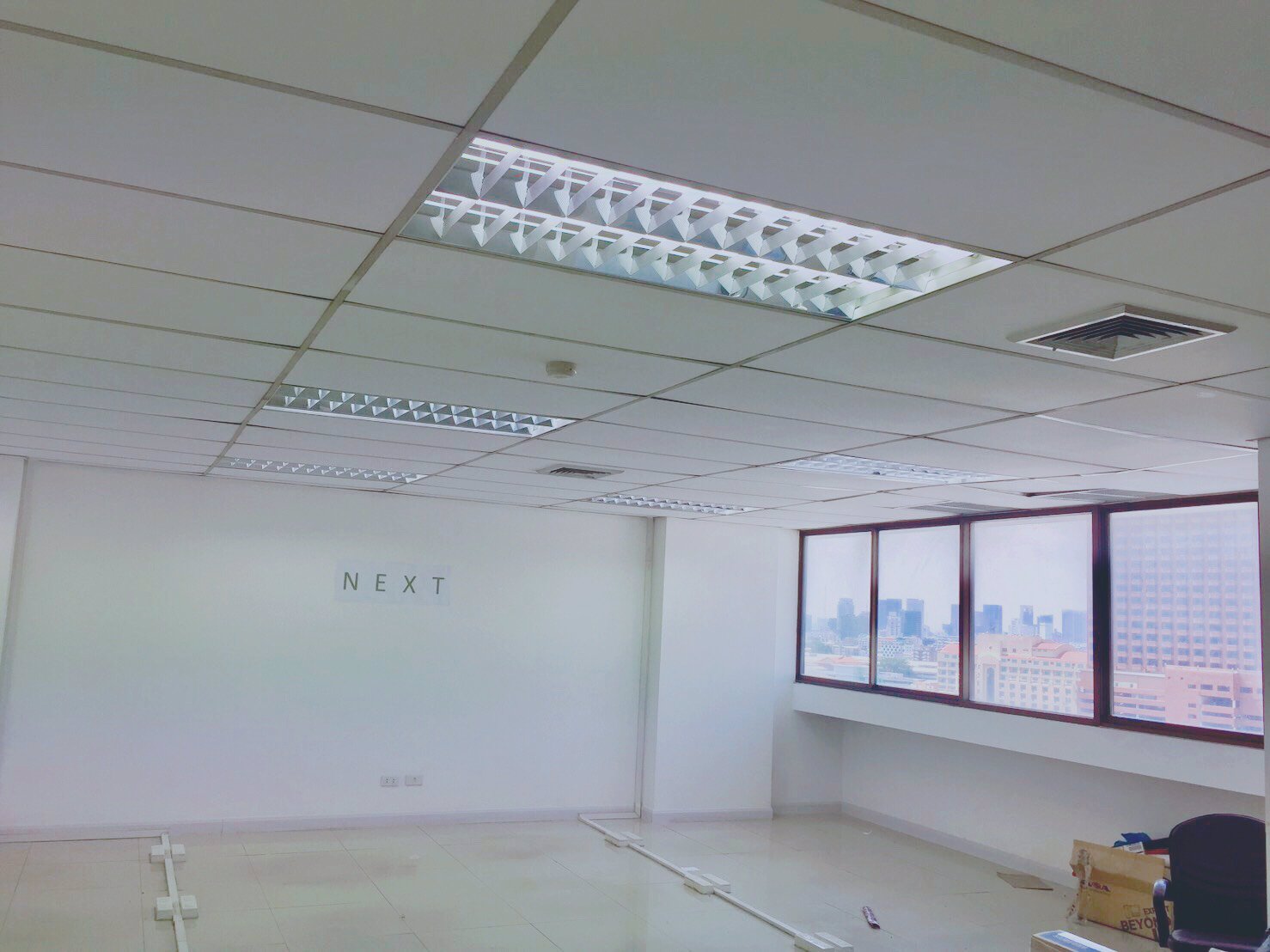 ขาย-เช่า-สำนักงาน-192-ตรม-ถนนรัชดาภิเษก-อาคารอมรพันธุ์-205-ทาวเวอร์2-กรุงเทพฯ