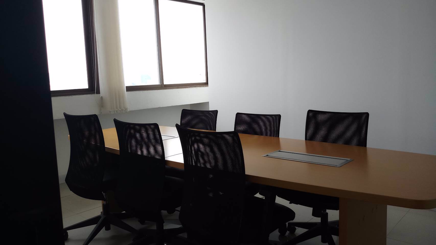 ขาย-เช่า-สำนักงาน-192-ตรม-ถนนรัชดาภิเษก-อาคารอมรพันธุ์-205-ทาวเวอร์2-กรุงเทพฯ