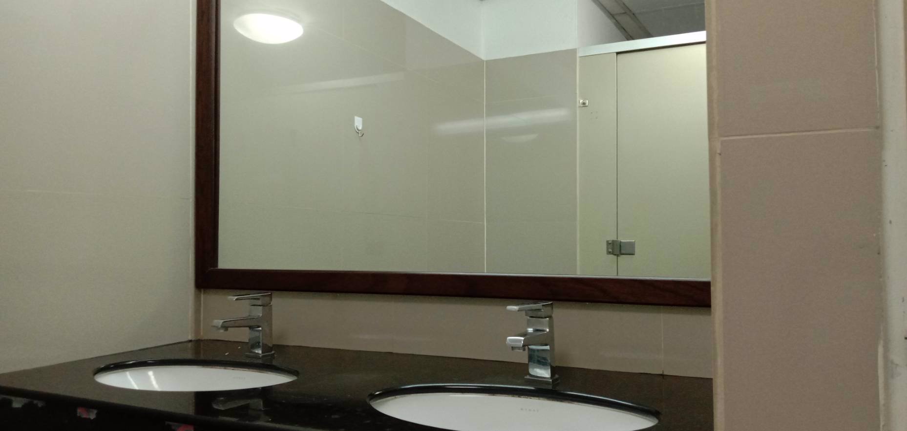 ขาย-เช่า-สำนักงาน-192-ตรม-ถนนรัชดาภิเษก-อาคารอมรพันธุ์-205-ทาวเวอร์2-กรุงเทพฯ