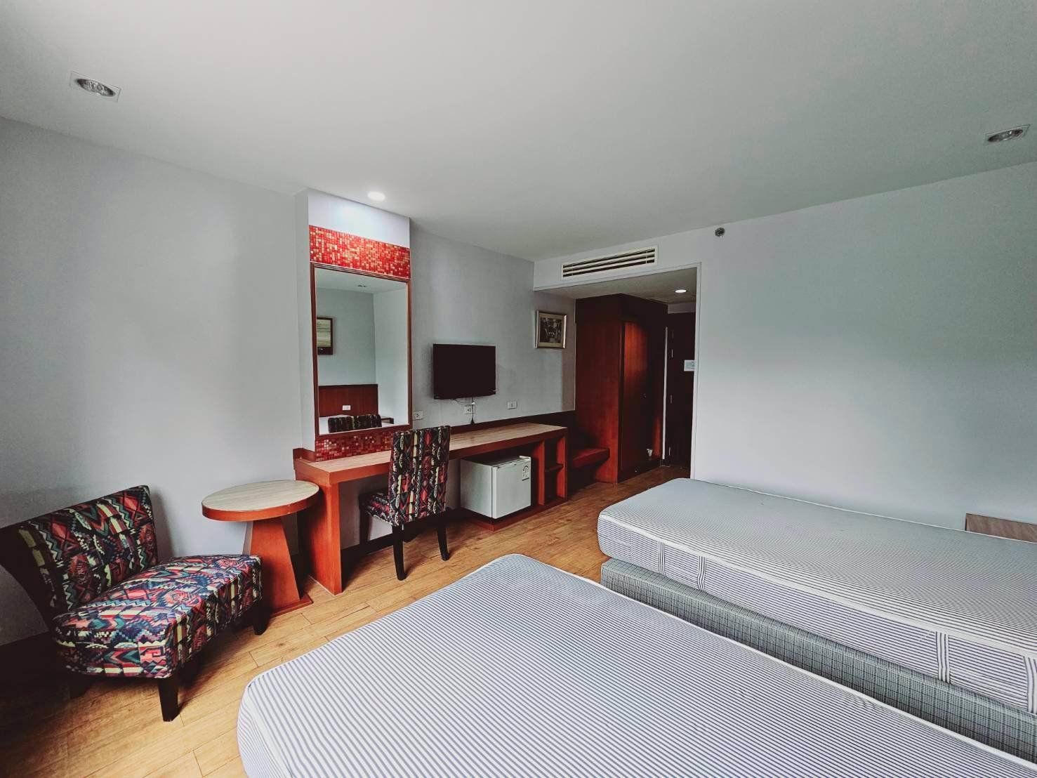 ขายขาดทุน-โรงแรมที่พัทยากลาง-ติดถนนหลักสุขุมวิท