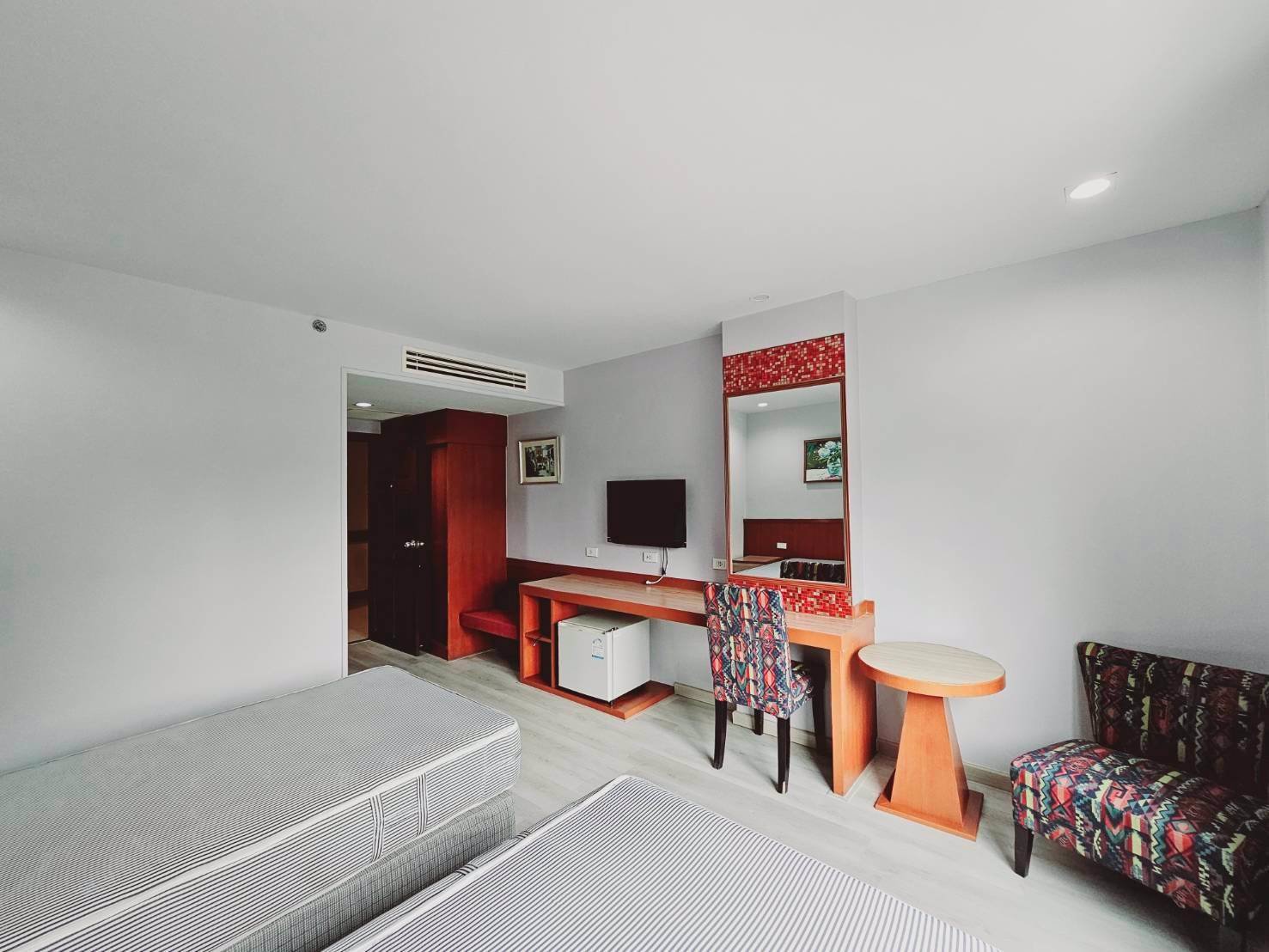 ขายขาดทุน-โรงแรมที่พัทยากลาง-ติดถนนหลักสุขุมวิท