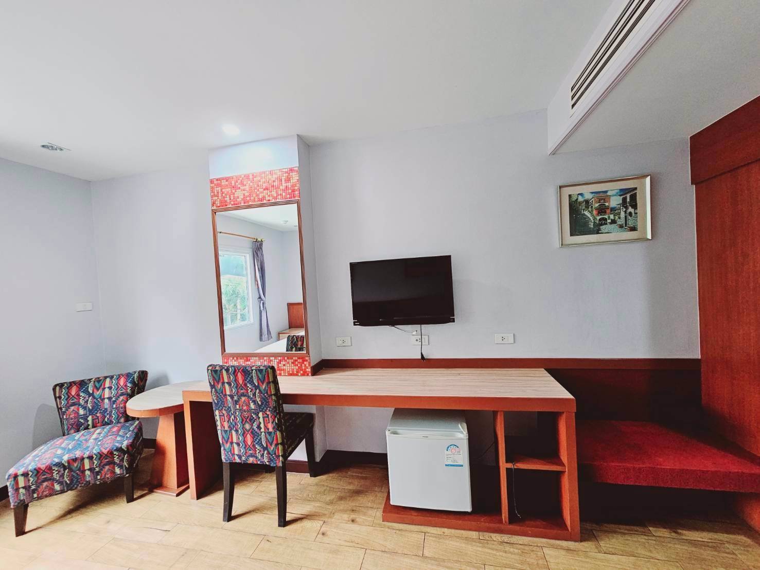 ขายขาดทุน-โรงแรมที่พัทยากลาง-ติดถนนหลักสุขุมวิท