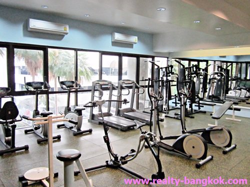 ให้เช่าคอนโดบางนาคอมเพล็กซ์-เรสซิเดนเชียล-ใกล้เซ็นทรัล-บิ๊กซี-บางนา-ติดถนนบางนา-ตราด