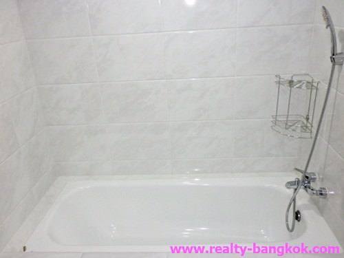 ให้เช่าคอนโดบางนาคอมเพล็กซ์-เรสซิเดนเชียล-ใกล้เซ็นทรัล-บิ๊กซี-บางนา-ติดถนนบางนา-ตราด-md-tower