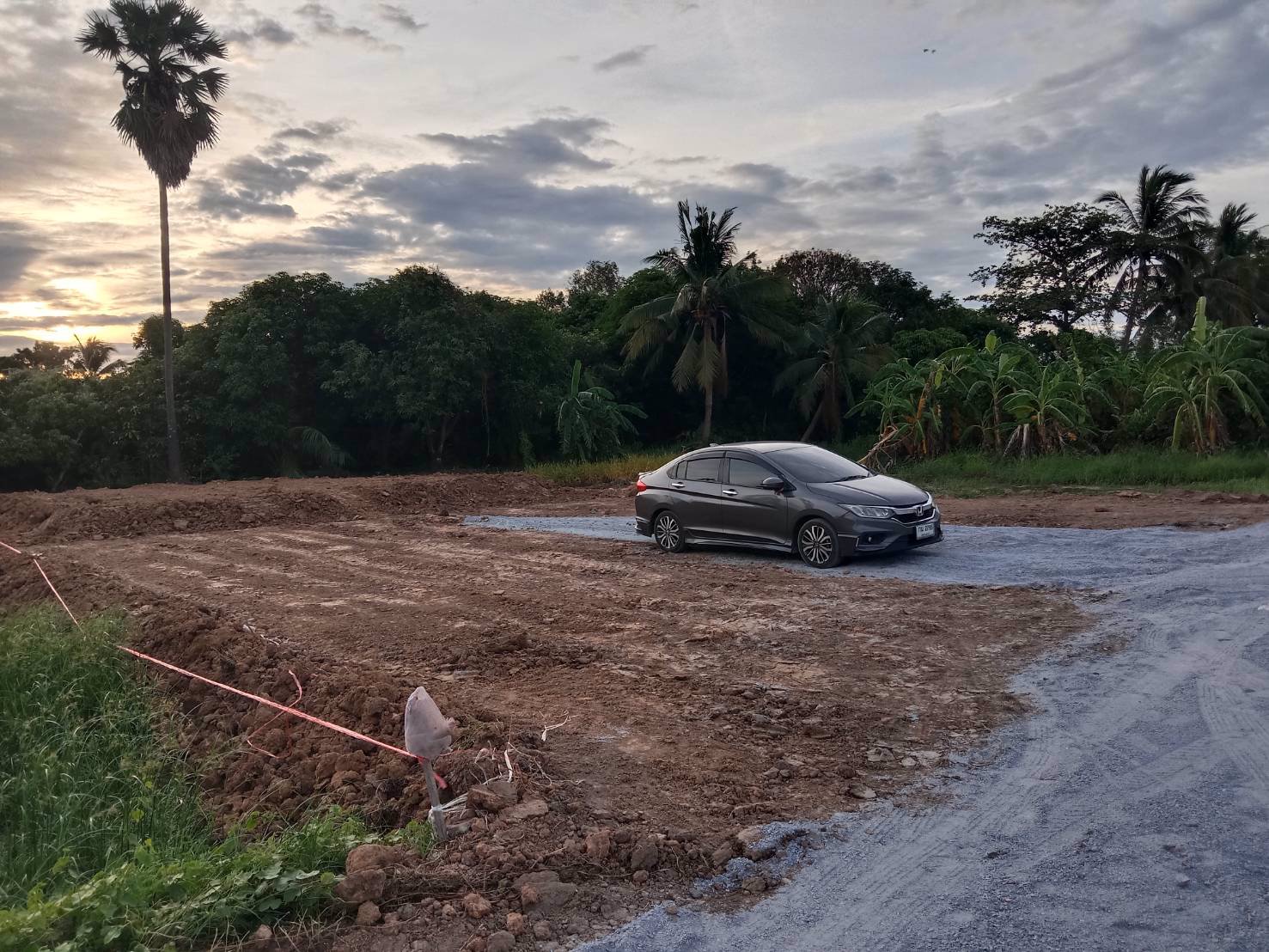 ขายที่ดินถมแล้ว-ราคาถูก-เนื้อที่-1-งาน-51-ตารางวา