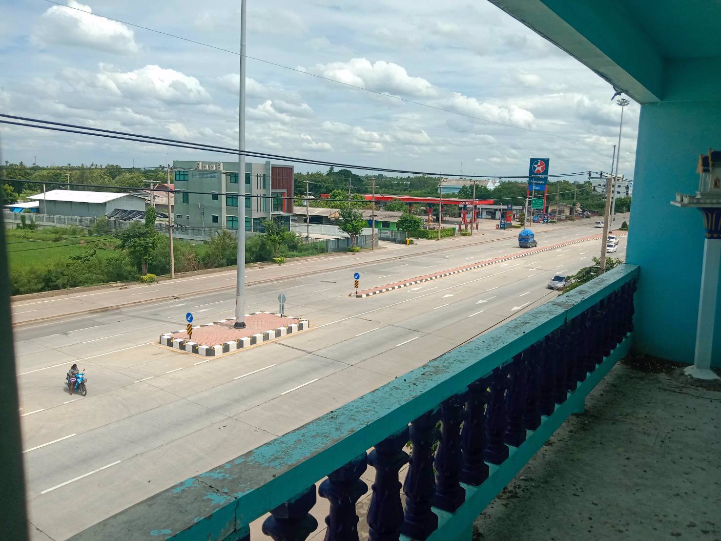 ขายอาคารพาณิชย์-3-ชั้นครึ่ง-เนื้อที่-22-ตารางวา-หน้ากว้าง-8-เมตร