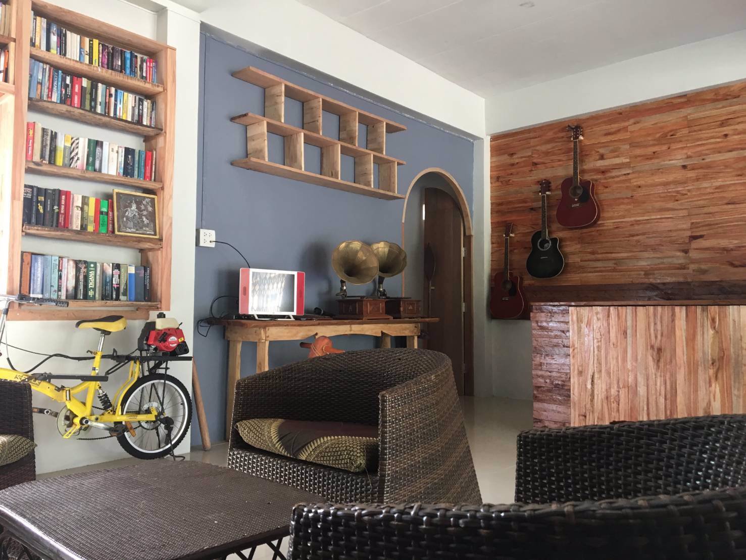 ขายบ้านพร้อมโอน-2-ห้องนอน-2-ห้องน้ำ-พร้อมดาดฟ้าหน้าหลังชั้นบน