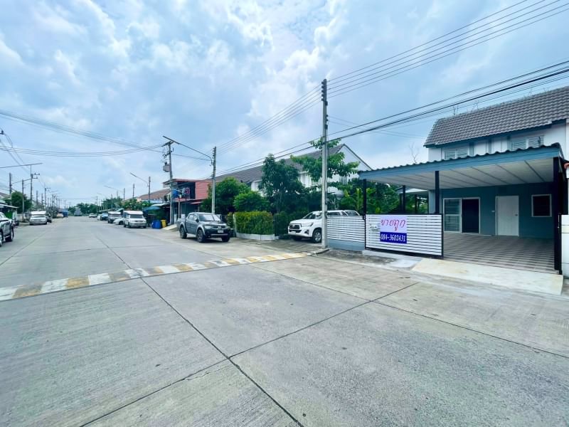 ขายด่วน-ขายถูก-รีโนเวทใหม่ทั้งหลัง-พร้อมเข้าอยู่-หมู่บ้านพฤกษา-64-1-ถนนเมน