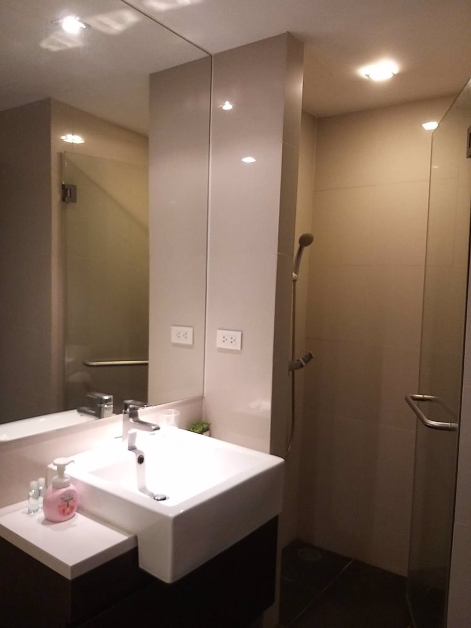 condo-for-rent-noble-remix2-9-floor-next-to-bts-thonglor