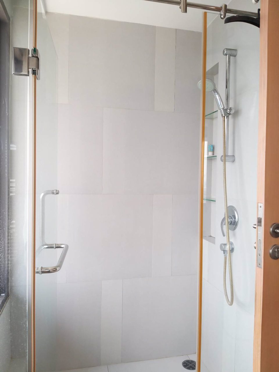 condo-for-rent-amanta-lumpini-2-bedroom-3-bathroom