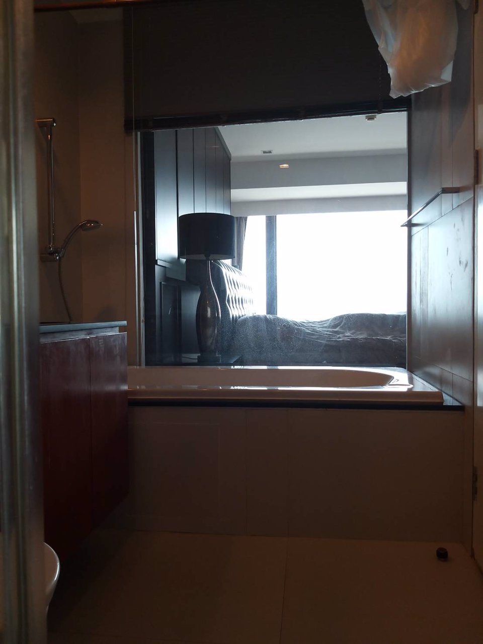 condo-for-rent-amanta-lumpini-2-bedroom-3-bathroom