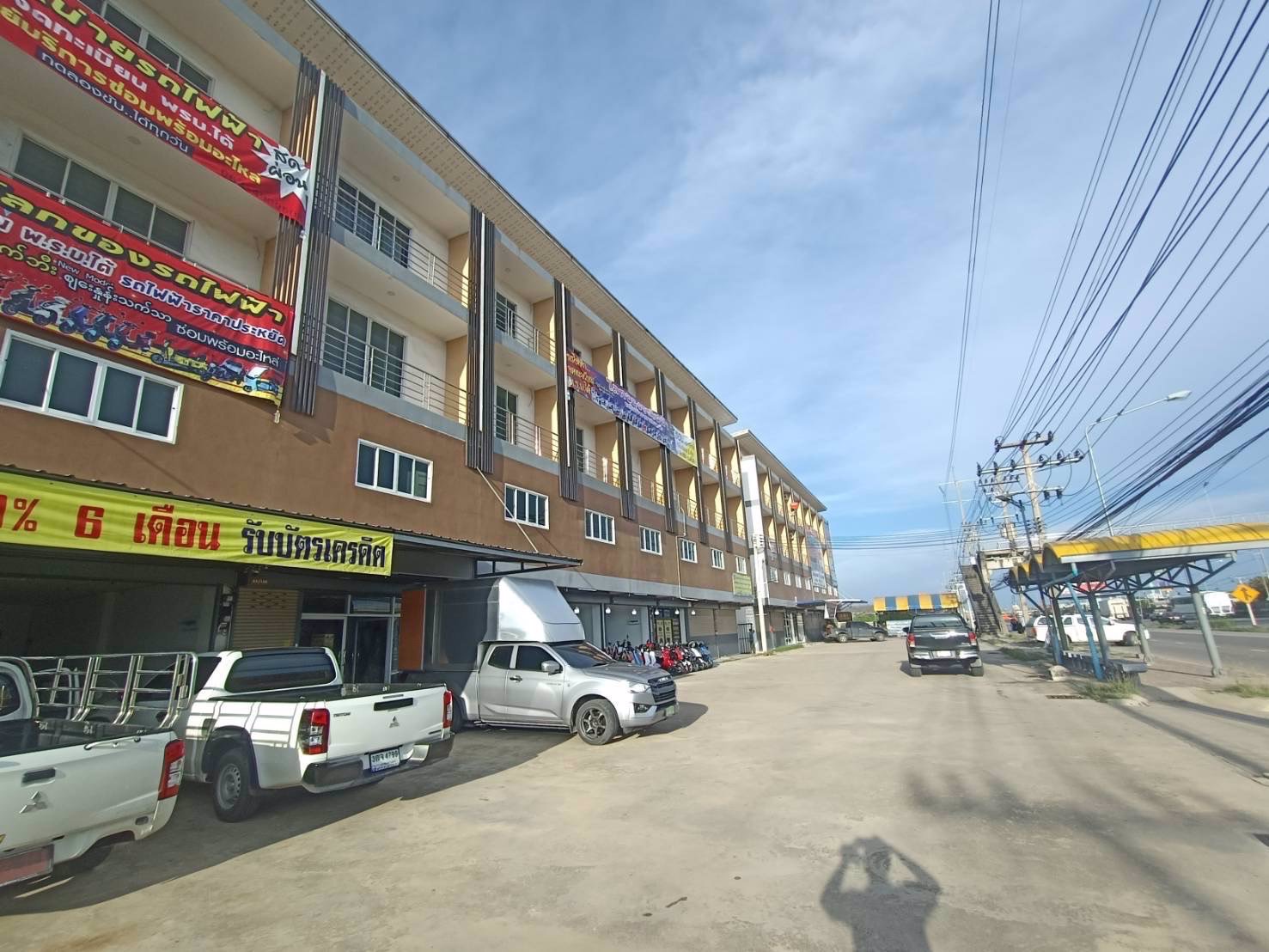 ขาย-หรือ-ให้เช่า-อาคารพาณิชย์-ติดถนนพระราม2-กม37-ตึกสร้างใหม่-สมุทรสาคร