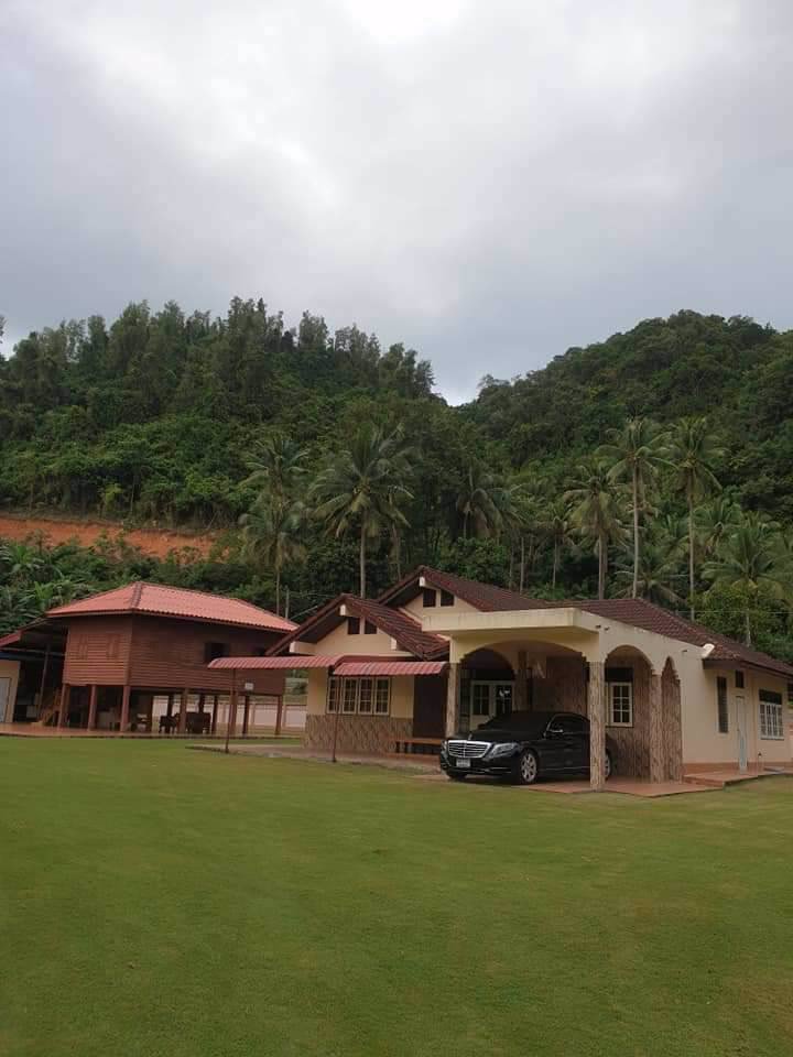 ขายที่ดินสวย-ทำเลดี-ติดทะเล-ติดภูเขา-11-ไร่-ปากน้ำ-ชุมพร