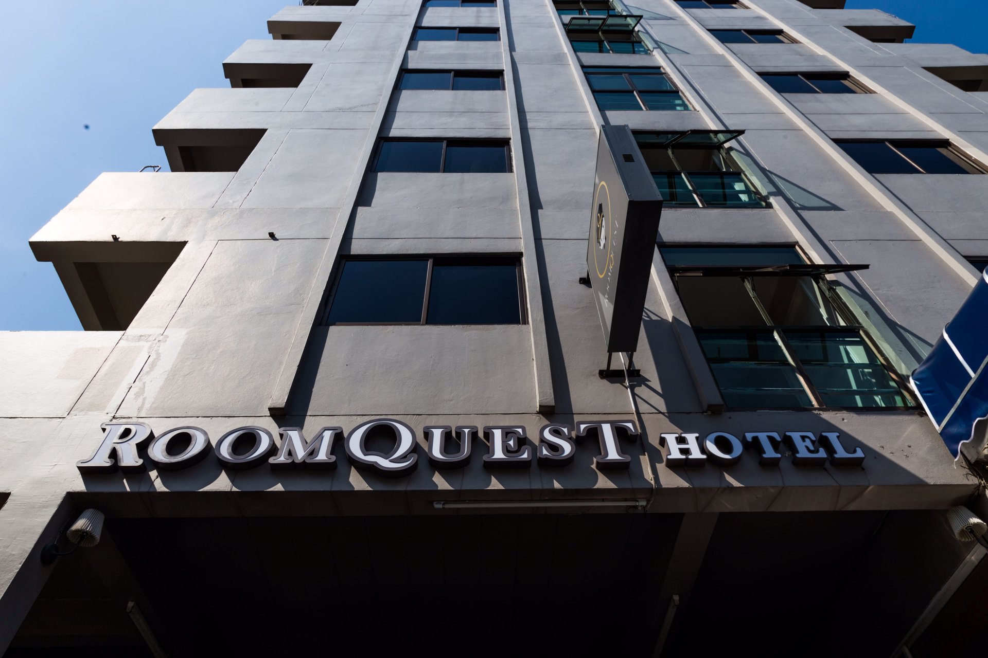 รูมเควสต์-รัชดา-mrt-สุทธิสาร