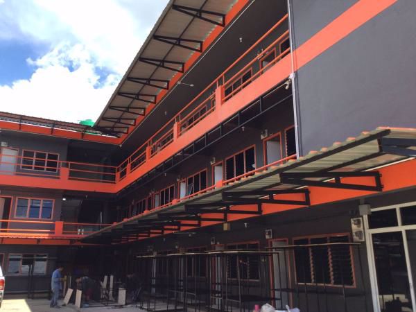 ขายหอพักปรับปรุงใหม่-3ชั้น-วิวภูเขา-36-ห้อง-โซนเศรษฐกิจ-ร้านค้า-มินิมาร์ท-ตลาด-มหาวิทยาลัยแม่โจ้